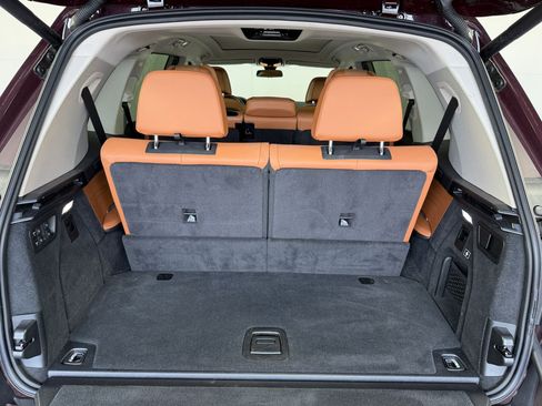 Used 2022 BMW X7 xDrive40i w/ Executive Package image 33