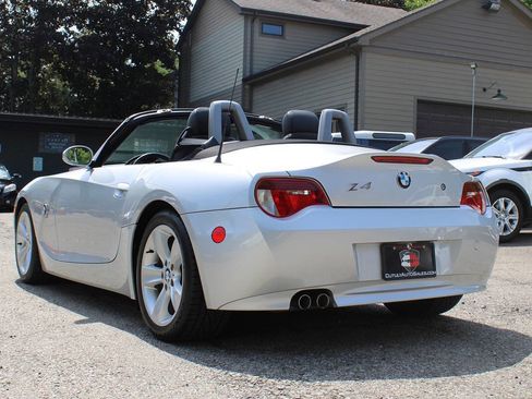 Used 2006 BMW Z4 3.0i RWD image 6