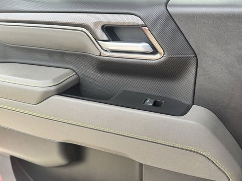 Used 2025 Chevrolet Silverado 1500 ZR2 w/ Technology Package image 22