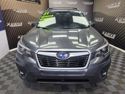 Used 2021 Subaru Forester Premium AWD/4WD image 2