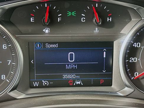 Used 2022 GMC Terrain SLE w/ Driver Convenience Package image 19