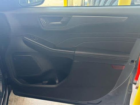 New 2025 Ford Escape Active w/ Cold Weather Package image 34