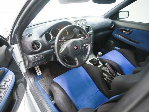 Used 2005 Subaru Impreza WRX STI image 13