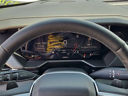 New 2026 GMC Acadia Elevation FWD image 15