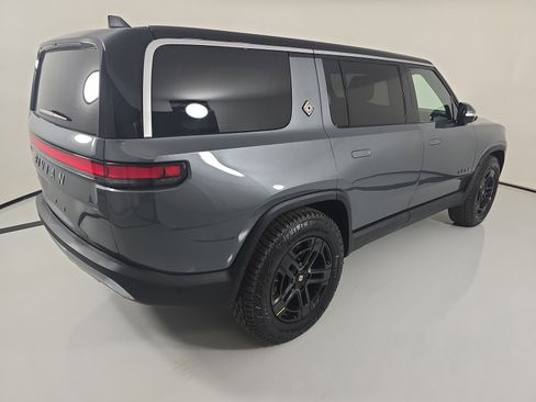 Used 2024 Rivian R1S Adventure AWD/4WD image 5