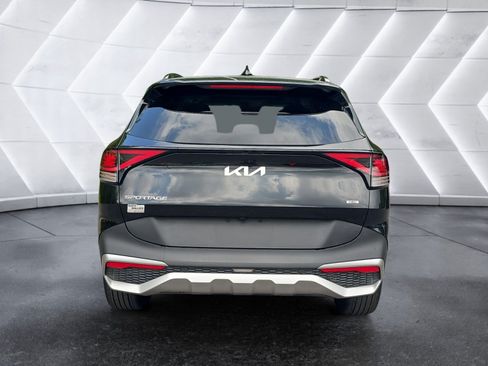 Used 2025 Kia Sportage EX w/ EX Premium Package AWD/4WD image 4
