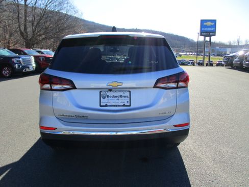 Certified 2022 Chevrolet Equinox LT image 6
