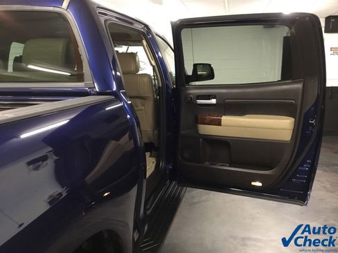 Used 2010 Toyota Tundra Limited image 40