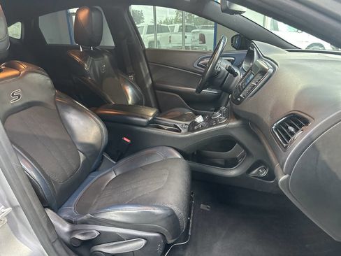 Used 2015 Chrysler 200 S image 23