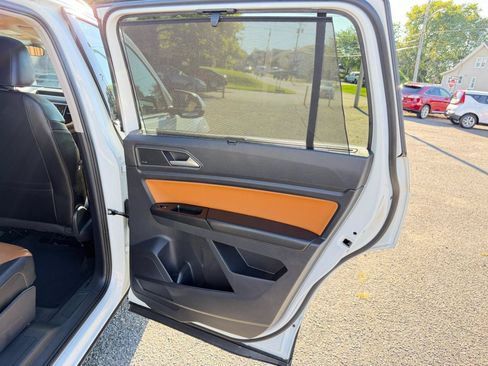 Used 2018 Volkswagen Atlas SEL Premium AWD/4WD image 56