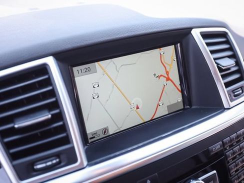 Used 2015 Mercedes-Benz ML 350 4MATIC image 29