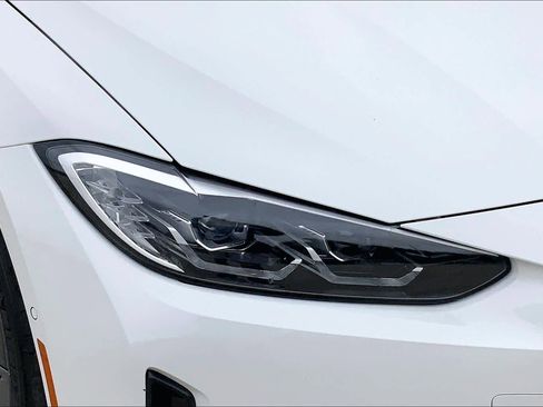Used 2023 BMW i4 eDrive40 w/ Premium Package RWD image 25