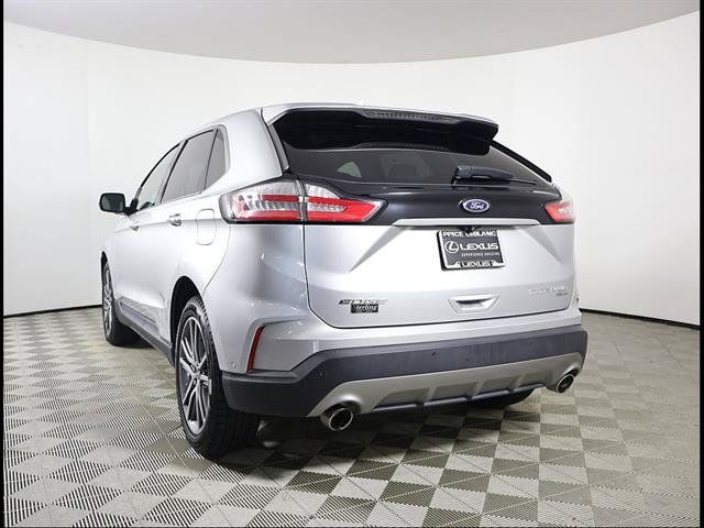 Used 2019 Ford Edge Titanium w/ Equipment Group 301A FWD image 4