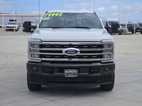 Used 2025 Ford F250 King Ranch w/ FX4 Off-Road Package AWD/4WD image 3