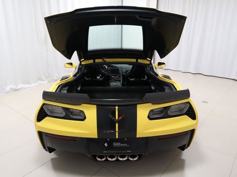 Used 2017 Chevrolet Corvette Z06 image 12