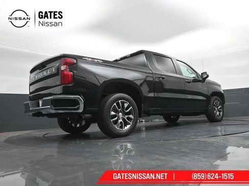 Used 2023 Chevrolet Silverado 1500 LT AWD/4WD image 37