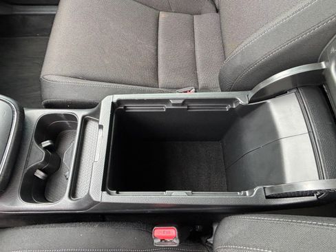 Used 2023 Honda CR-V EX image 18