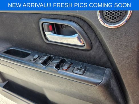 Used 2011 Chevrolet Colorado LT AWD/4WD image 11