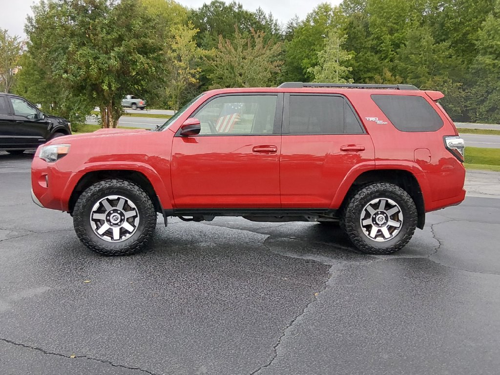 Used 2019 Toyota 4Runner TRD Off-Road AWD/4WD image 7