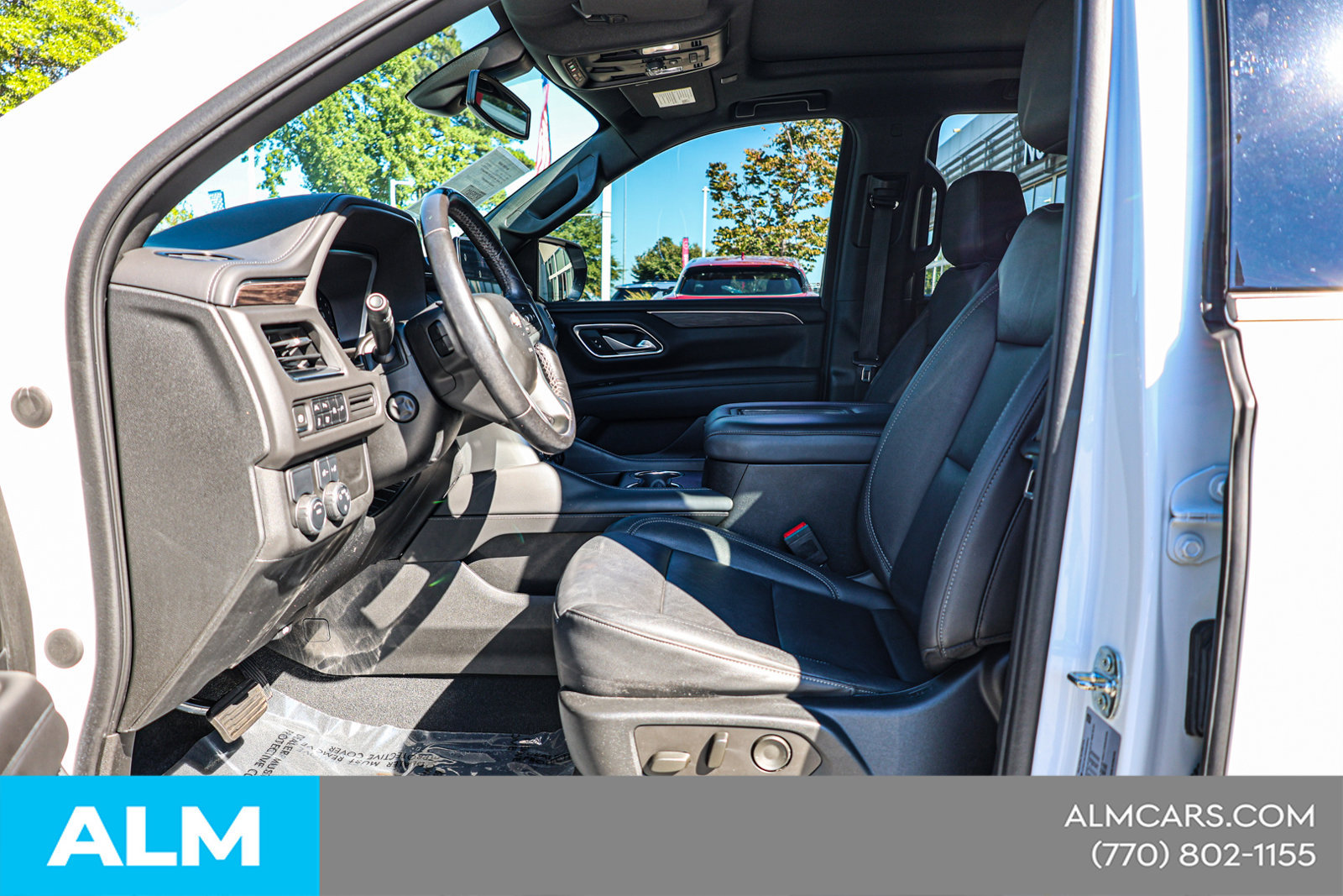 Used 2022 Chevrolet Tahoe LT w/ Luxury Package RWD image 17