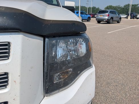 Used 2010 Ford Expedition EL Limited AWD/4WD image 6
