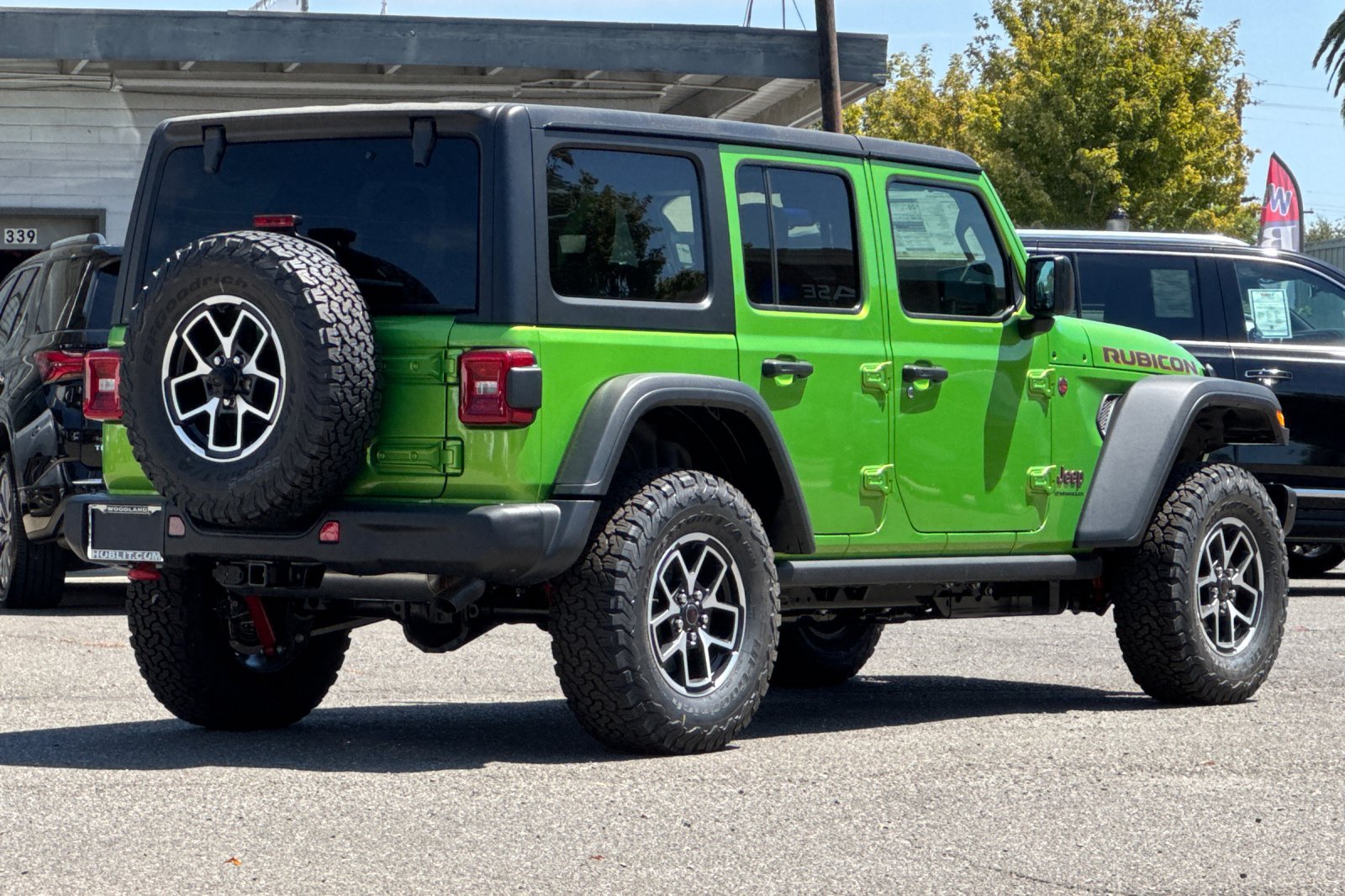 New 2026 Jeep Wrangler Unlimited Rubicon w/ Steel Bumper Group AWD/4WD image 3