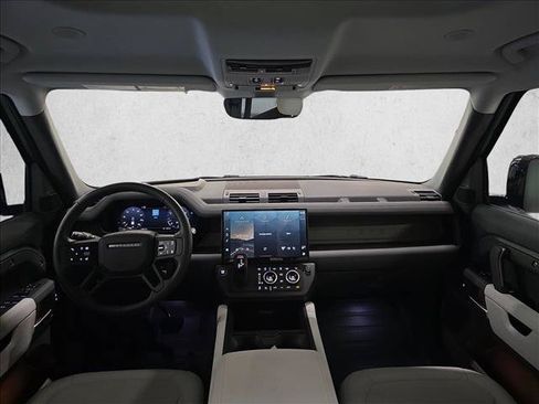 Used 2026 Land Rover Defender 110 Trophy Edition AWD/4WD image 9