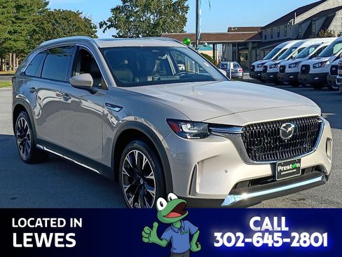 Used 2024 MAZDA CX-90 Plug-In Hybrid w/ Premium Plus image 4