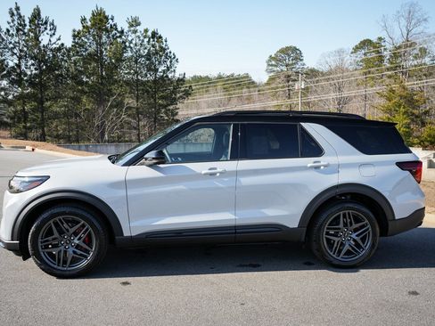 New 2026 Ford Explorer ST w/ Sun And Sound Package AWD/4WD image 13