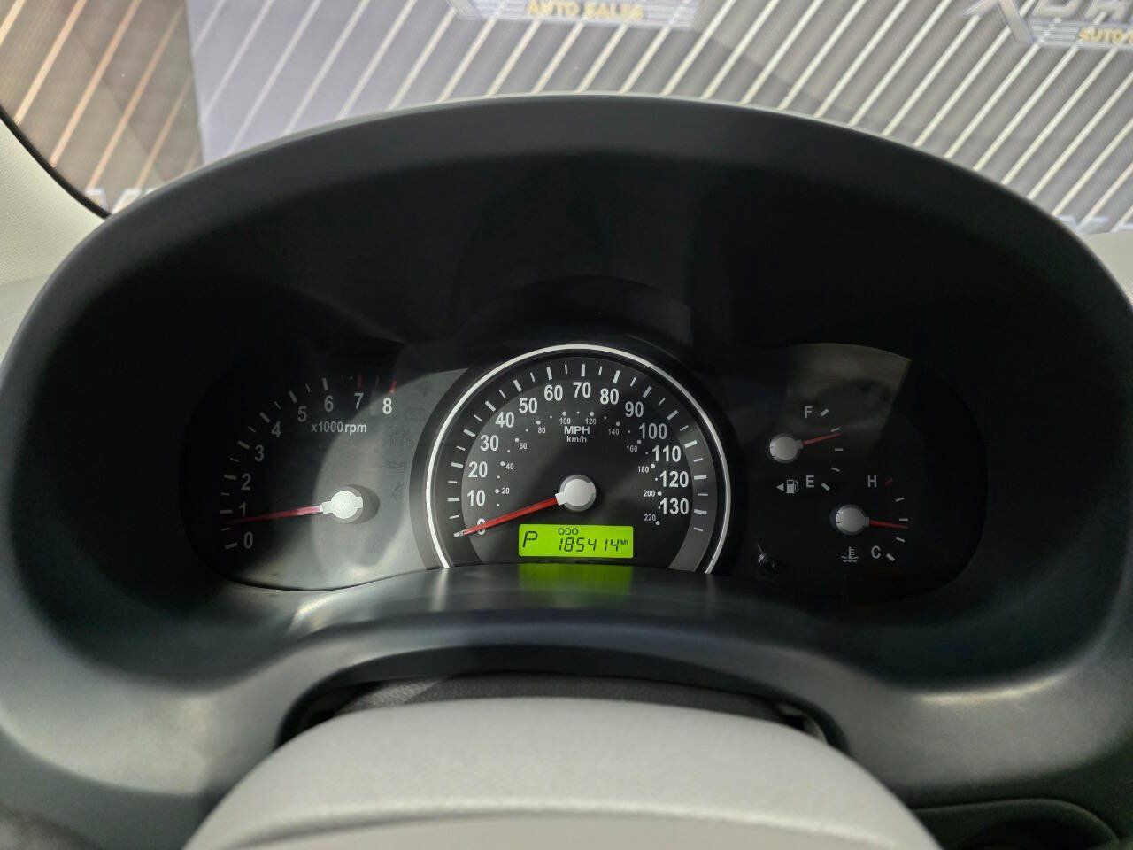 Used 2010 Kia Sedona EX w/ Luxury Pkg FWD image 19