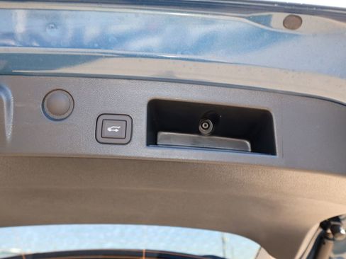 New 2026 GMC Terrain Denali w/ LPO, Floor Liner Package image 6