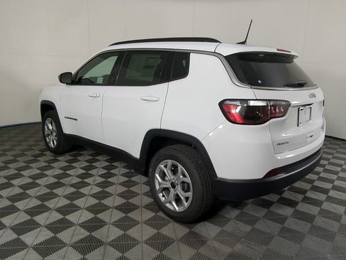 New 2026 Jeep Compass Latitude image 7