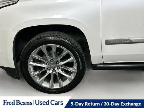 Used 2020 Cadillac Escalade Premium Luxury AWD/4WD image 39