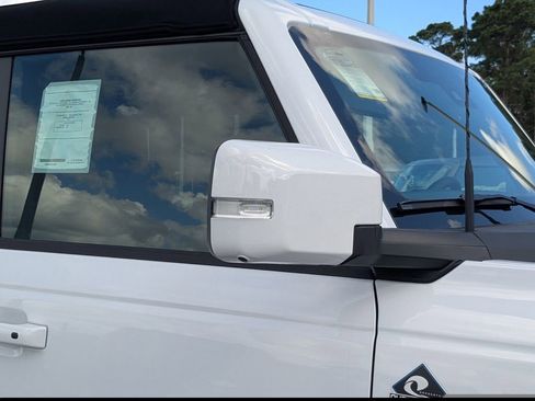 New 2025 Ford Bronco Outer Banks w/ Sasquatch Package AWD/4WD image 12