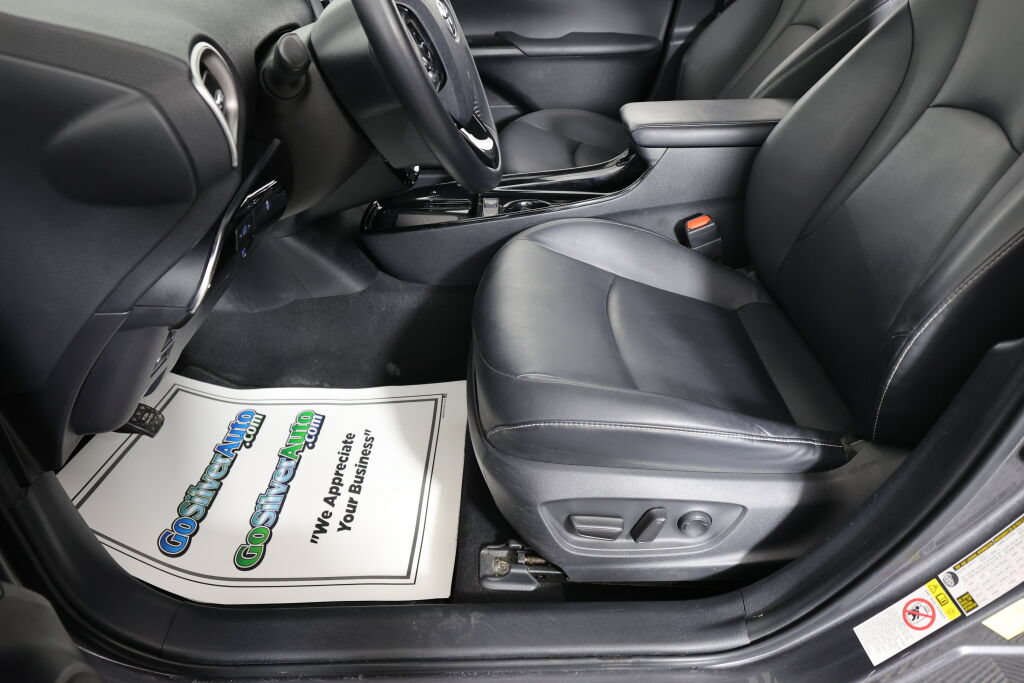 Used 2021 Toyota Prius Prime XLE w/ Carpet Mat Package (TMS) FWD image 13