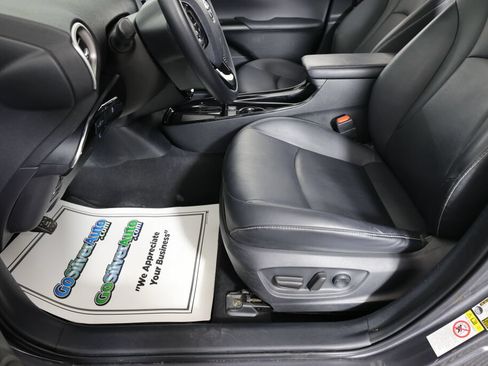 Used 2021 Toyota Prius Prime XLE w/ Carpet Mat Package (TMS) FWD image 13