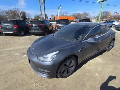 Used 2019 Tesla Model 3 Mid Range