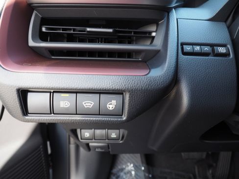New 2026 Toyota Prius Plug-In Hybrid FWD image 14