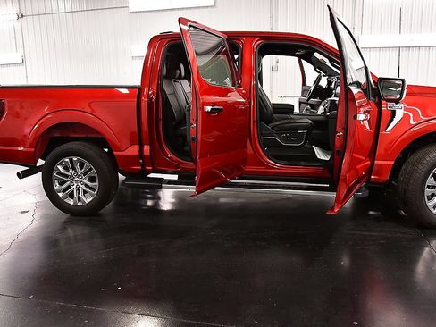 Used 2024 Ford F150 Lariat w/ Equipment Group 502A High AWD/4WD image 33
