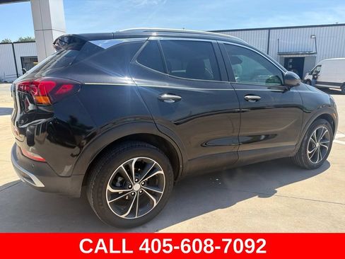 Used 2022 Buick Encore GX Select w/ Advanced Technology Package FWD image 3