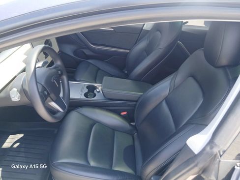 Used 2022 Tesla Model 3 Long Range AWD/4WD image 9
