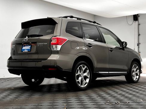 Used 2018 Subaru Forester 2.5i Touring w/ Popular Package #3B image 10