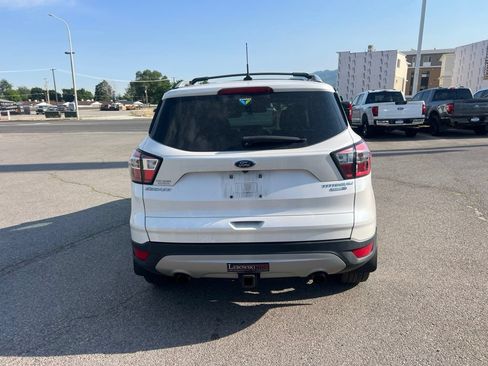Used 2018 Ford Escape Titanium w/ Ford Safe & Smart Package AWD/4WD image 8