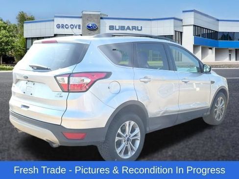 Used 2018 Ford Escape SE AWD/4WD image 5