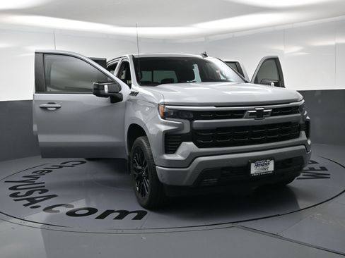 Used 2024 Chevrolet Silverado 1500 RST w/ Dark Appearance Package AWD/4WD image 24