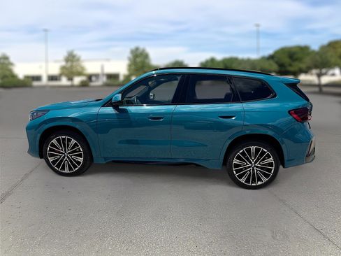Used 2024 BMW X1 xDrive28i AWD/4WD image 5