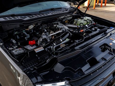 Used 2026 Ford F250 Platinum w/ Platinum Plus Package image 41