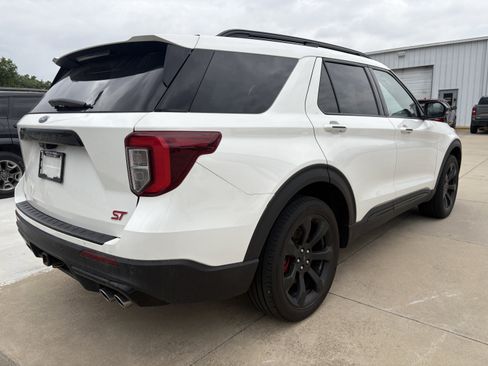Used 2022 Ford Explorer ST w/ Equipment Group 401A AWD/4WD image 4