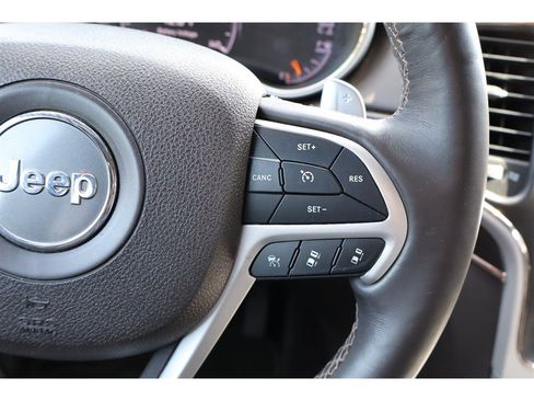 Used 2018 Jeep Grand Cherokee Summit w/ Platinum Series Group AWD/4WD image 29