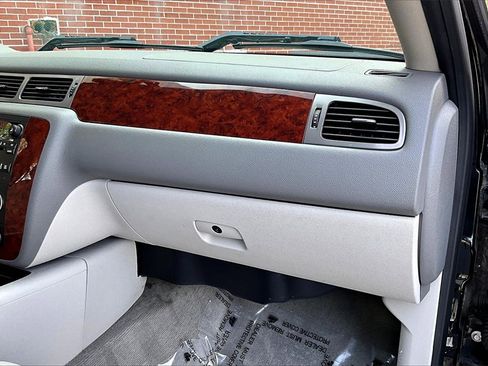 Used 2013 Chevrolet Silverado 3500 LTZ w/ LTZ Plus Package image 27